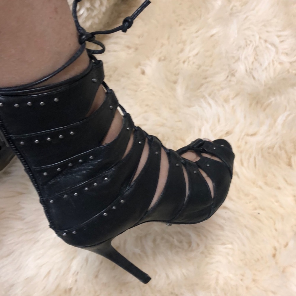 Schutz - Alice + Olivia